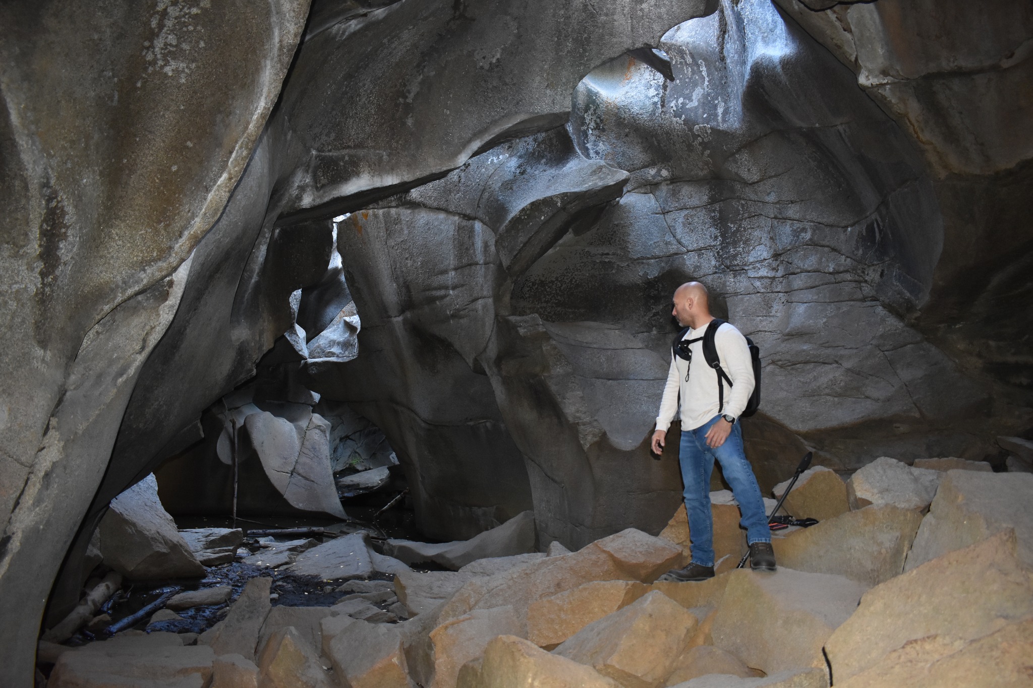 Grottos Ice Cave Video